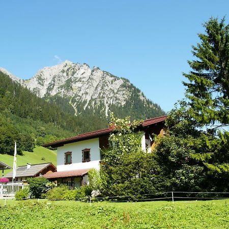Appartements Burtscher Клештерле-ам-Арльберґ Екстер'єр фото